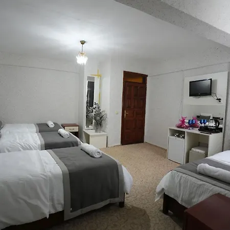 Ozenturku פמוקלה