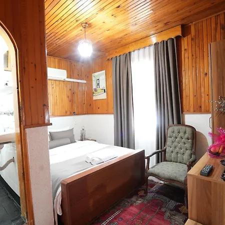 Hotel Ozenturku 3*