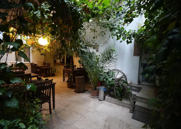 Ozenturku Hotel