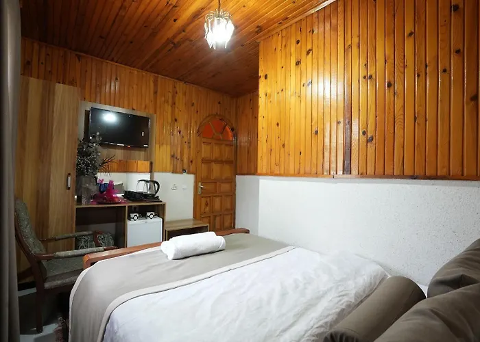 Ozenturku Hotel